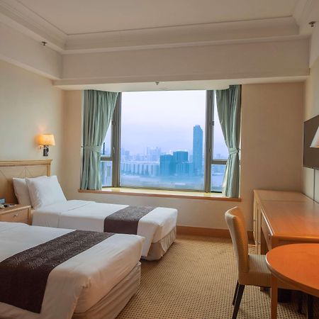Hotel Ramada Hong Kong Grand View Exterior foto